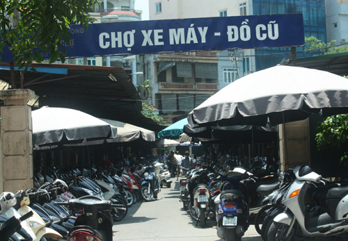Khám phá Chợ xe máy cũ chùa Hà lớn nhất miền Bắc  Hanoi travel  Hà Nội  Phố  YouTube